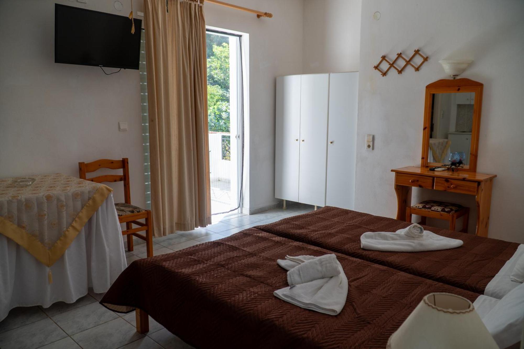 לאוטרה אדיפסאו Pagona Hotel מראה חיצוני תמונה