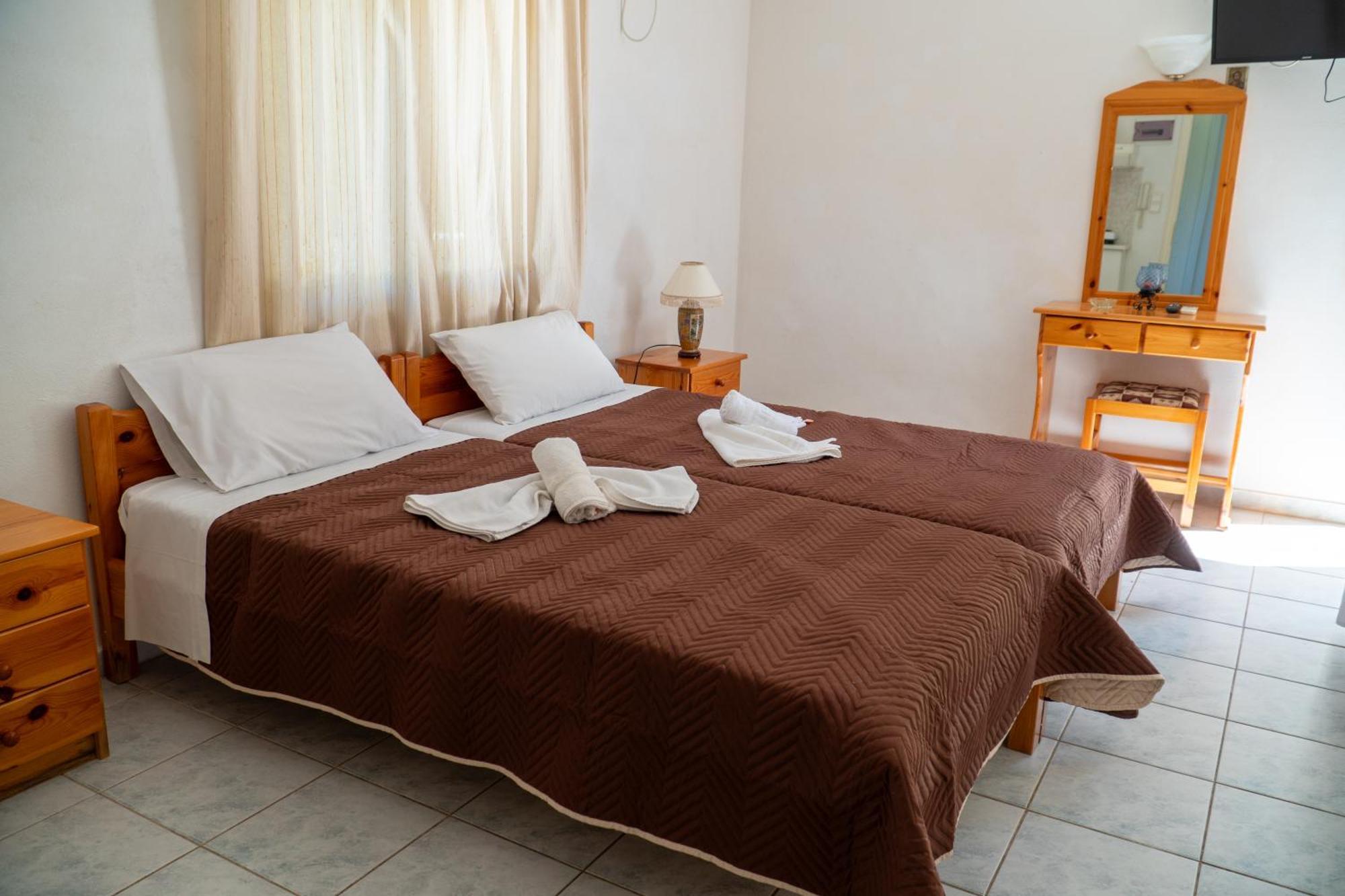 לאוטרה אדיפסאו Pagona Hotel מראה חיצוני תמונה