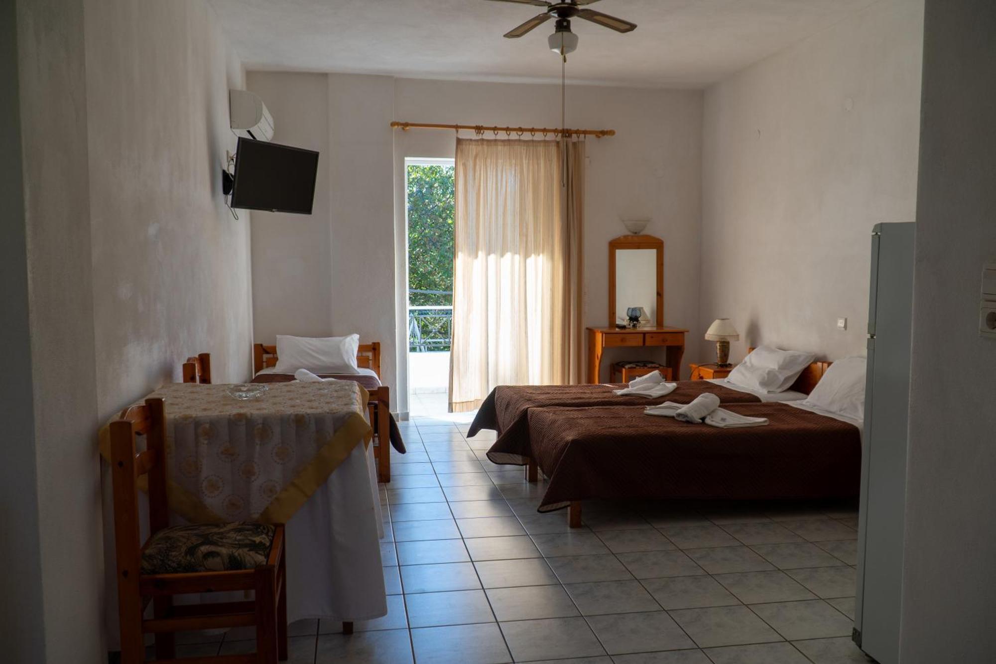 לאוטרה אדיפסאו Pagona Hotel מראה חיצוני תמונה